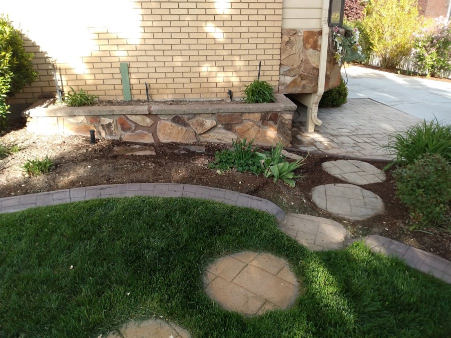 Patios, Walkways & Hardscape
